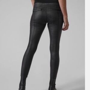 Athleta Delancey Gleam Tight Leggings in Black